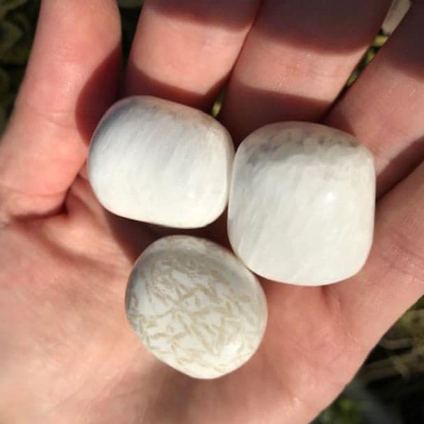 Scolecite Tumbled
