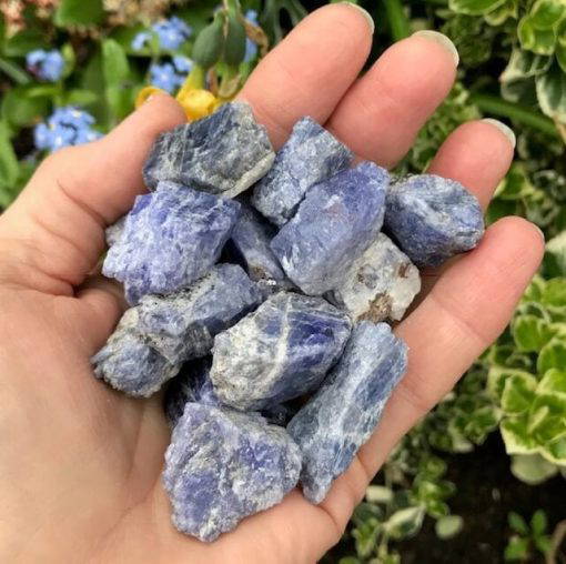 Tanzanite 13-16 grams