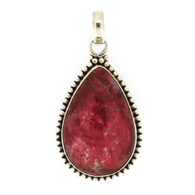 Thulite Pendant 7.7 grams