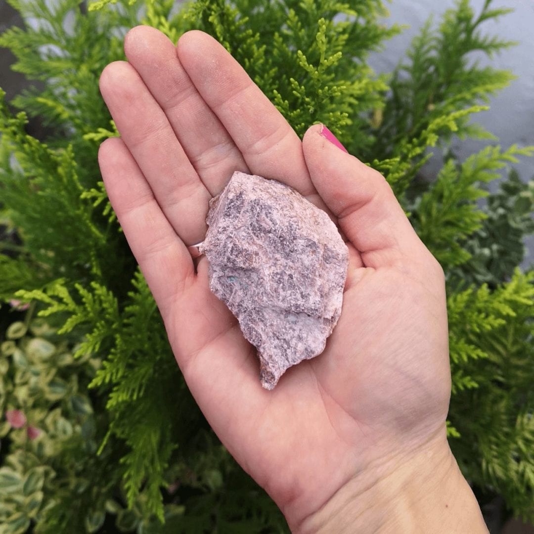 Pyroxy Magnetite Pyroxmangite 124.9 grams - Buy Online Now at Happy Glastonbury!