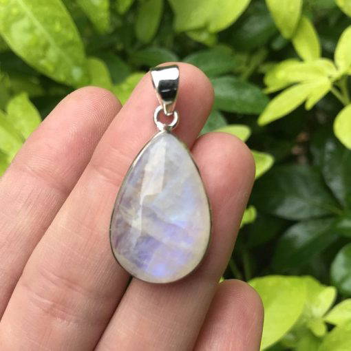 Rainbow Moonstone Pendant - 9 grams - Image 3