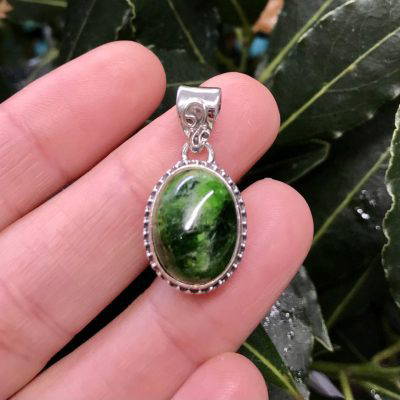 Chrome Diopside Pendant 6.4g