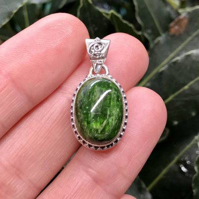 Chrome Diopside Pendant 6.18g