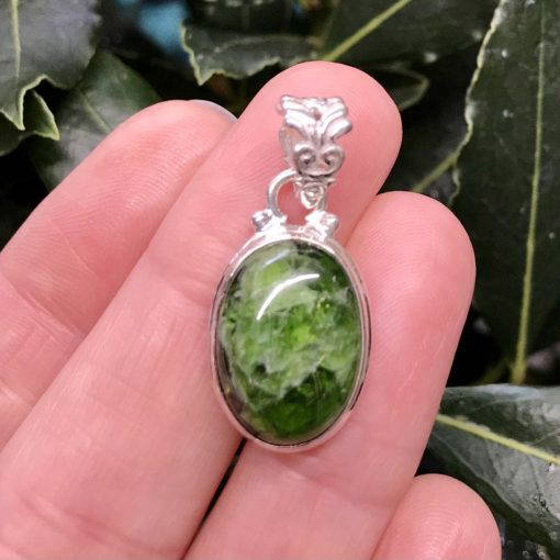 Chrome Diopside Pendant 5.46g