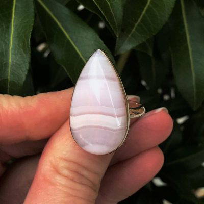Mango Calcite Ring 6.8g UK ring size P