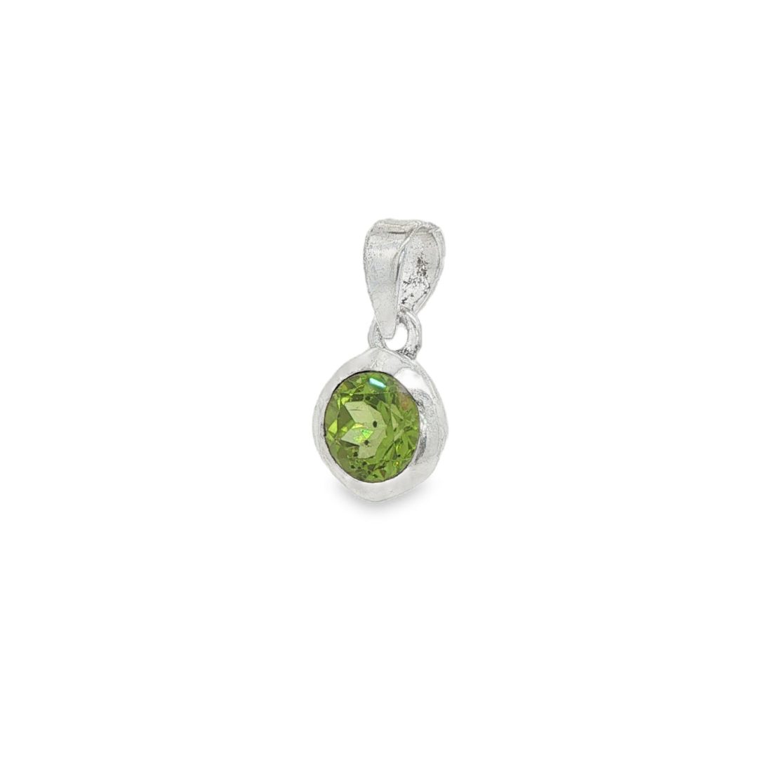 Peridot Round Solitaire Pendant 1.7g - Image 3