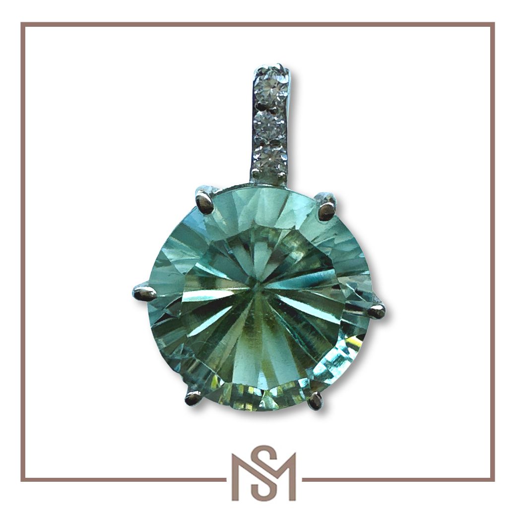 Prasiolite Round Pendant 2.8g - Happy Glastonbury | Crystals & Gems