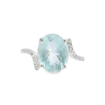 Aquamarine Oval Claw Set Ring Size O