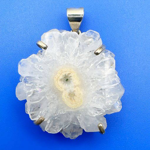 Solar Quartz Claw Set Pendant 20g