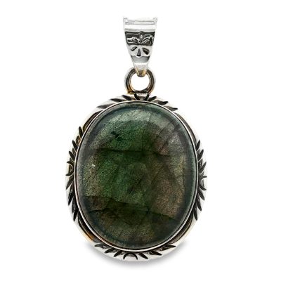 Madagascar Purple Labradorite Oval Pendant 13.7g