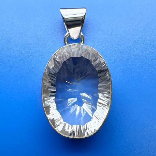 Clear Quartz Oval Pendant 13.6g