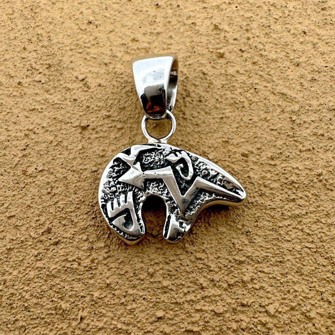 Navajo Inlay Bear Pendant By Evonne Rogers 6.7g - Image 2