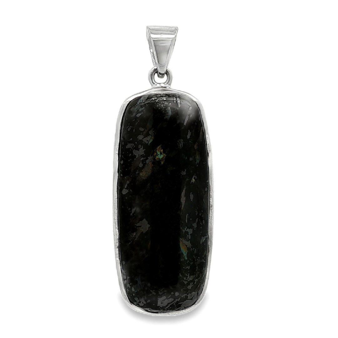 Nuummite Pendant 15.8g