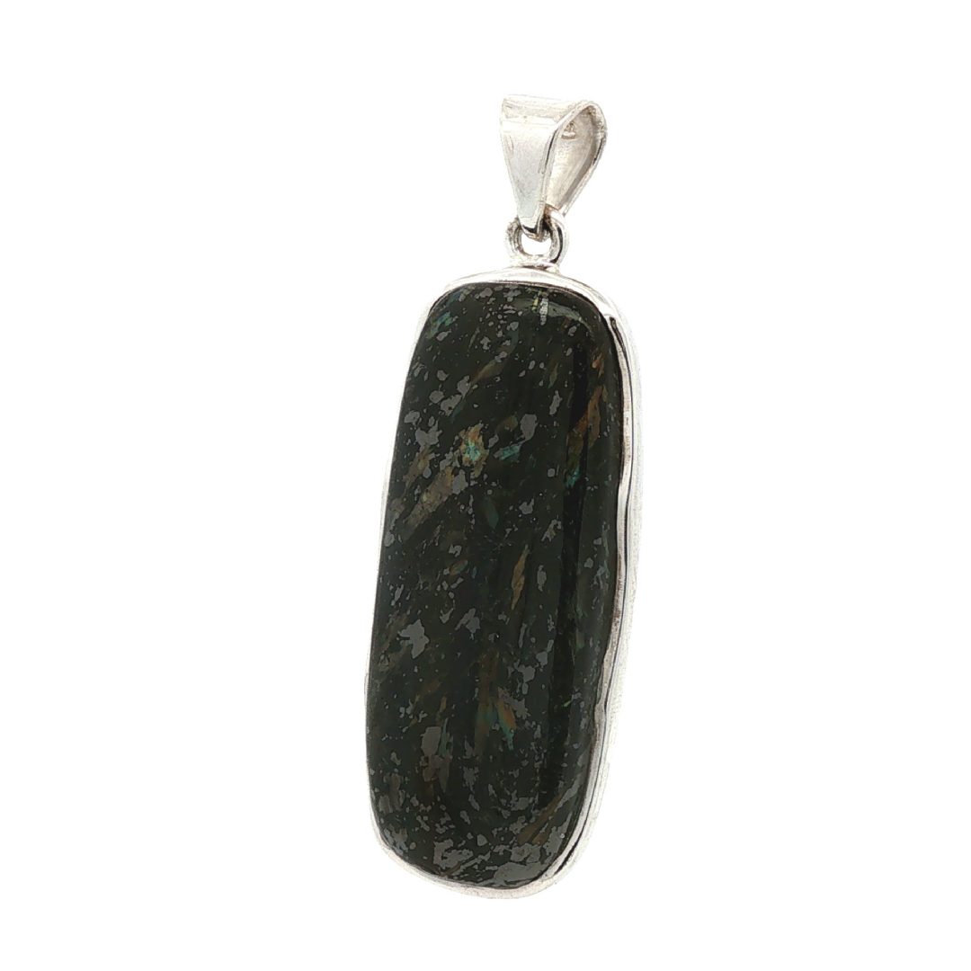 Nuummite Pendant 15.8g - Image 4
