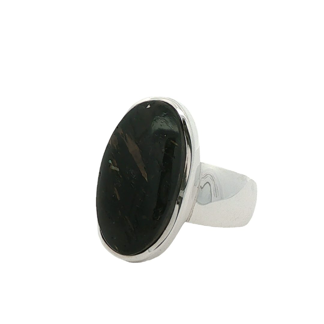 Nuummite Oval Ring Size Q - Image 3