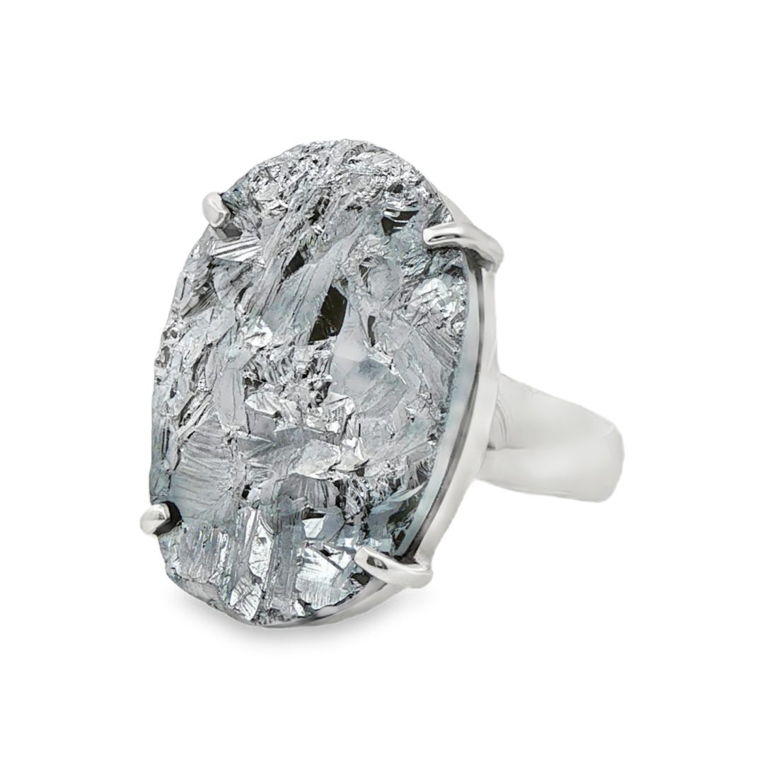 Hematite Raw Claw Set Ring Size S - Image 3